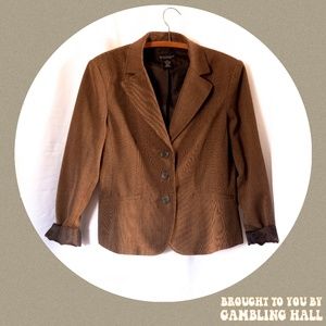 90s boxy fit,  dark brown plaid blazer